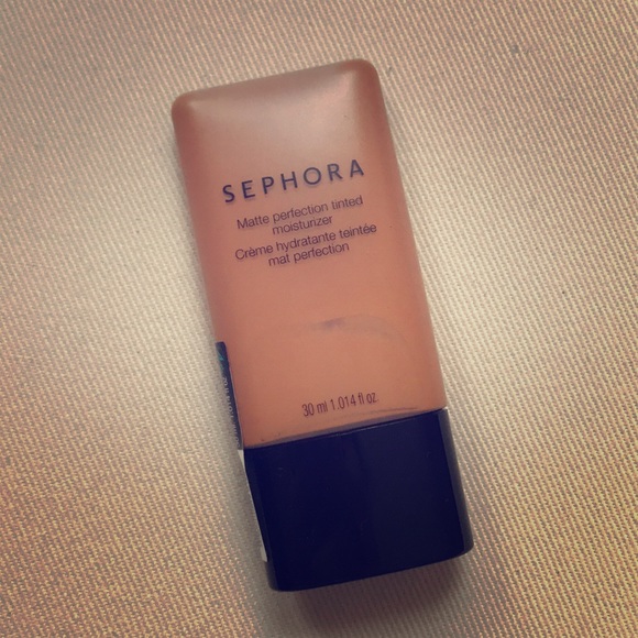 Sephora Matte Perfection Tinted Moisturizer - Picture 2 of 7